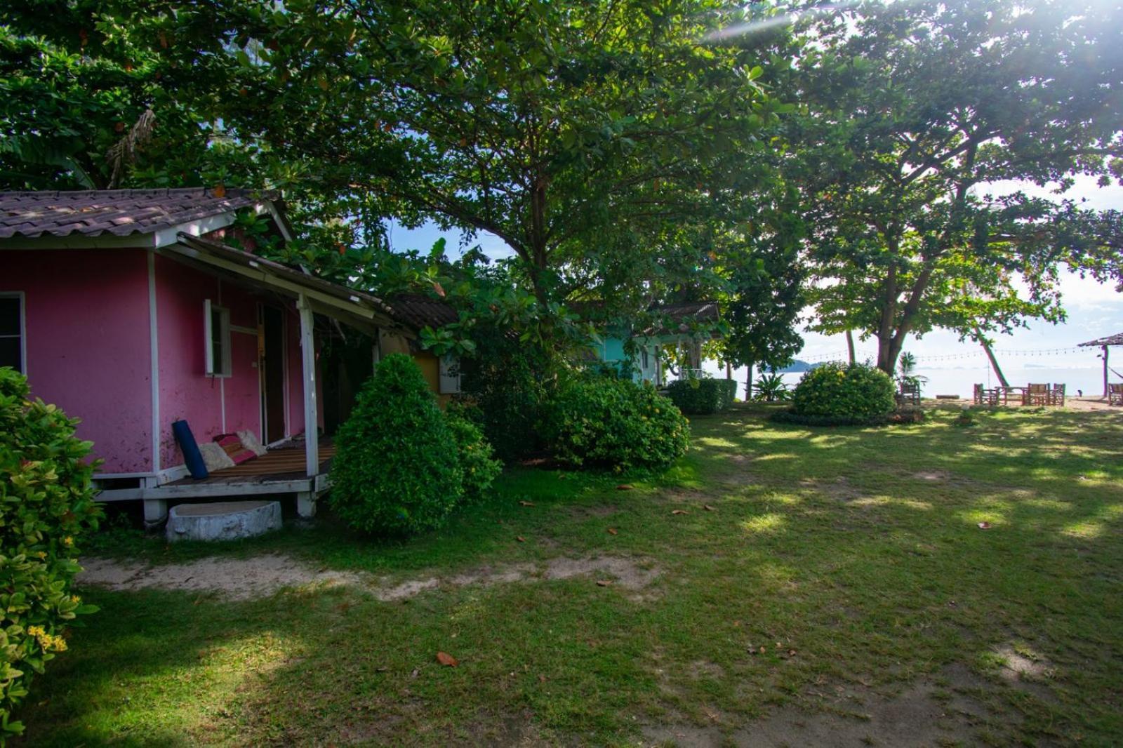 Hotel Colorful Hut Ko Pha Ngan Habitación foto