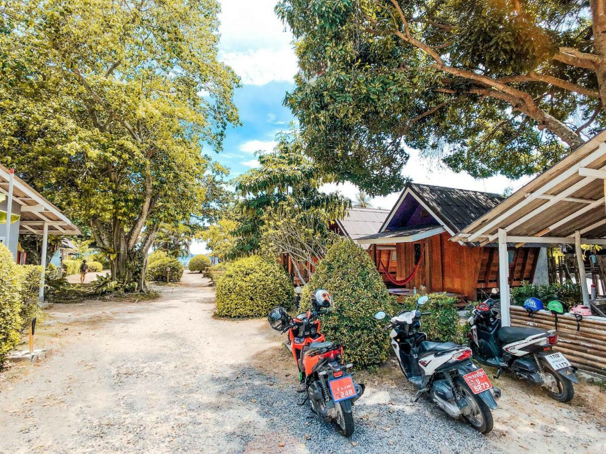 Colorful Hut Hotel Ko Pha Ngan Exterior foto