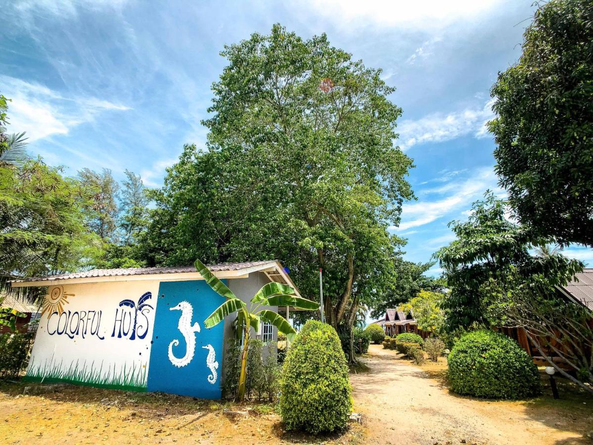 Colorful Hut Hotel Ko Pha Ngan Exterior foto